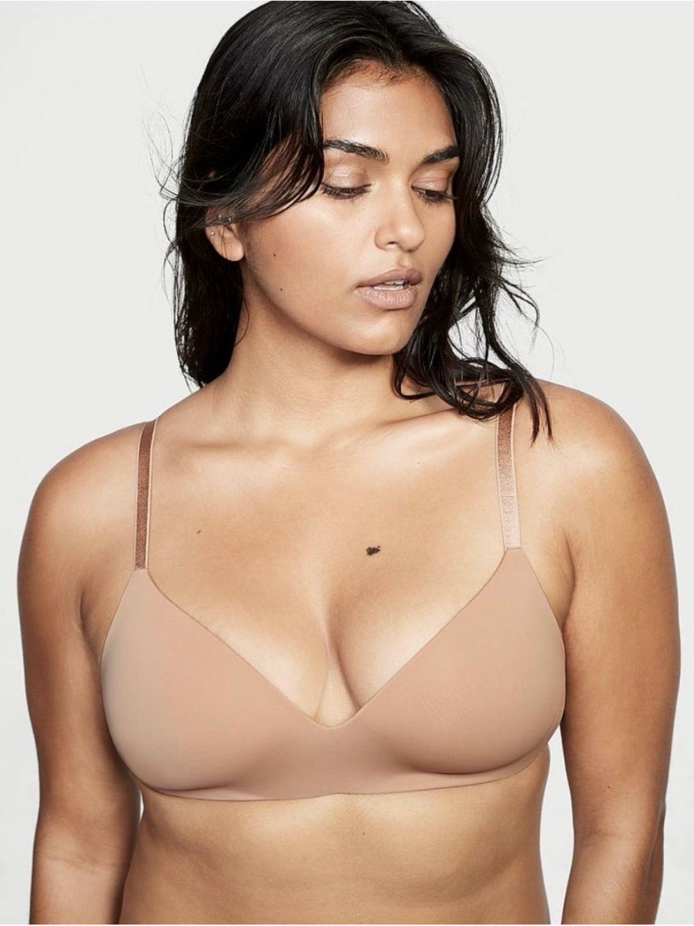 Victoria's Secret Smooth Nude Wireless 34DD - Picture 2 of 6